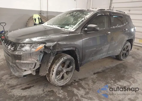 2018 Jeep Compass Sport 4X4 z USA, uszkodzony, nr VIN 3C4NJDAB2JT200764